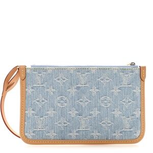 🦄 Limited Edition Louis Vuitton Denim Pouch/Wristlet